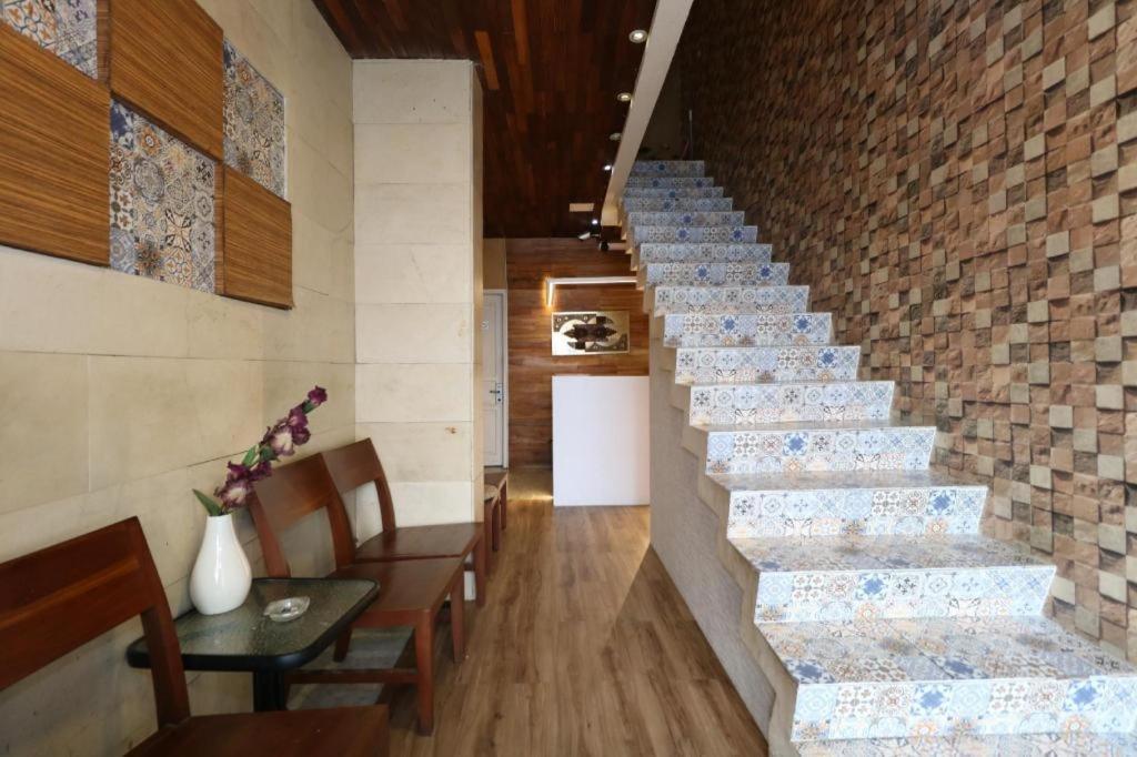 ג'קרטה Magnolia Hotel מראה חיצוני תמונה