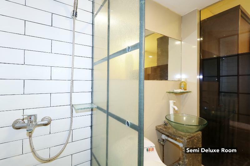 ג'קרטה Magnolia Hotel מראה חיצוני תמונה